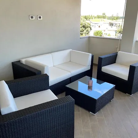 Διαμέρισμα Traumferienwohnung In Auf Sardinien Orosei