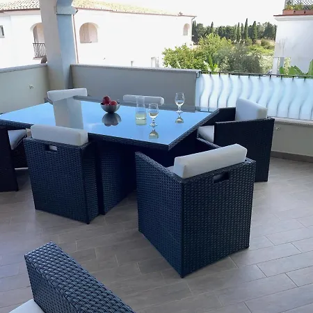 Διαμέρισμα Traumferienwohnung In Auf Sardinien Orosei